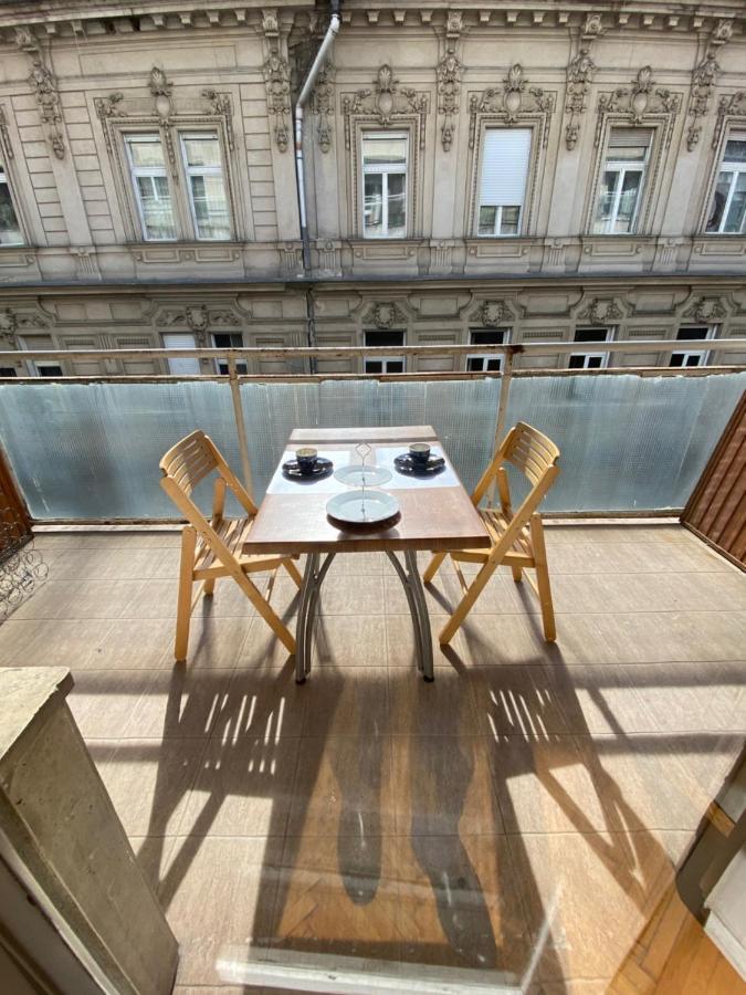 Appartamento Parisi Flat Budapest Esterno foto