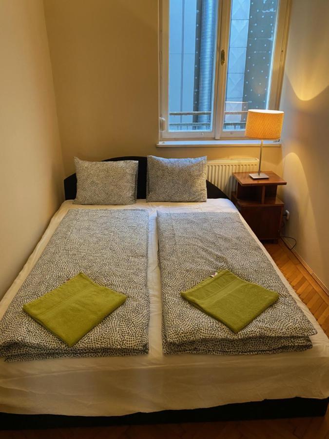 Appartamento Parisi Flat Budapest Esterno foto